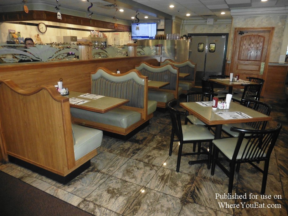 Mike Jr's booth seating