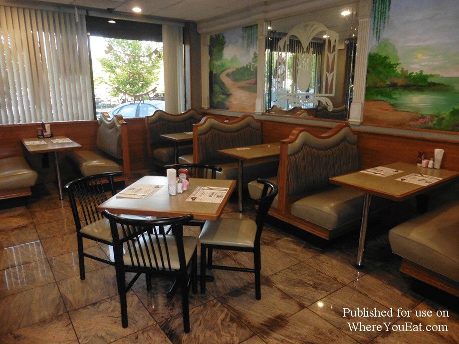 Mike Jr's diner booths